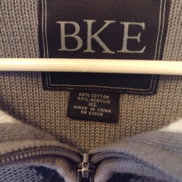 BKE Collared Sweater - Picture 2 of 3
